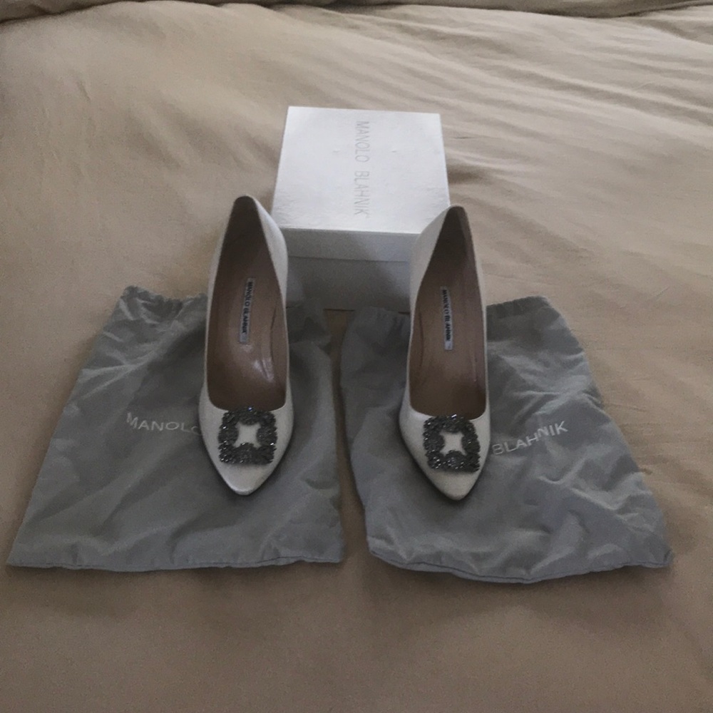 Manolo Blahnik Hangisi